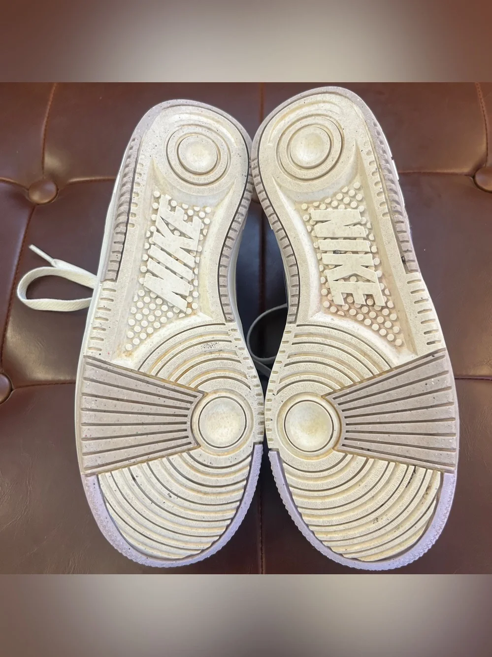 Nike kids size 6.5 sneakers.